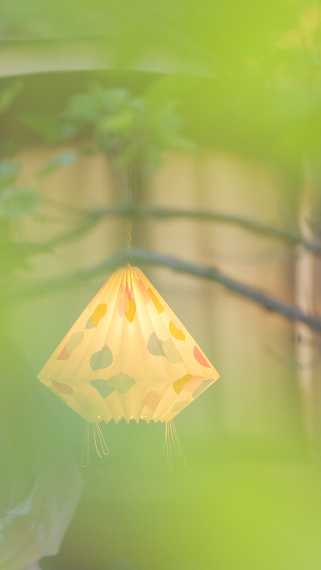 Papierowy abażur Celebration