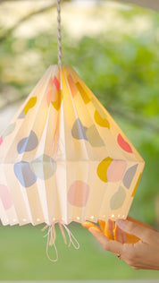 Papierowy abażur Celebration